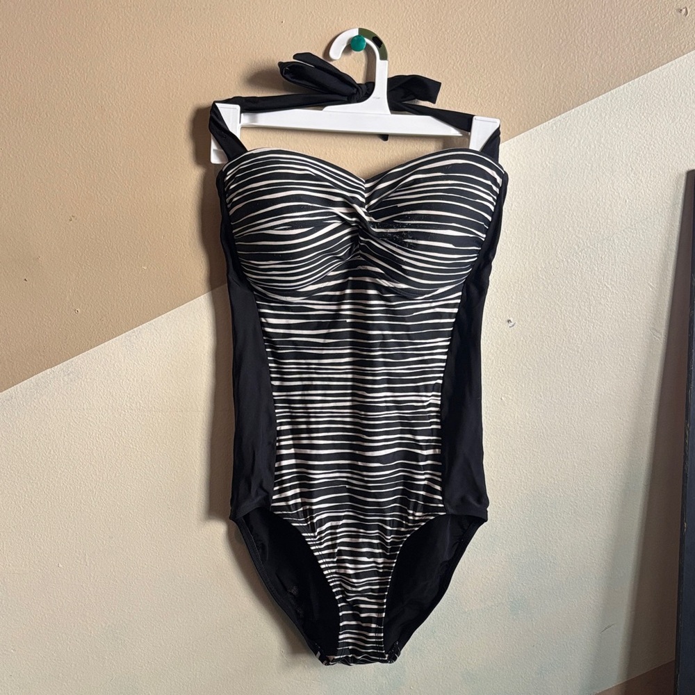 Merona Black and White Striped Women's One Piece Swimsuit